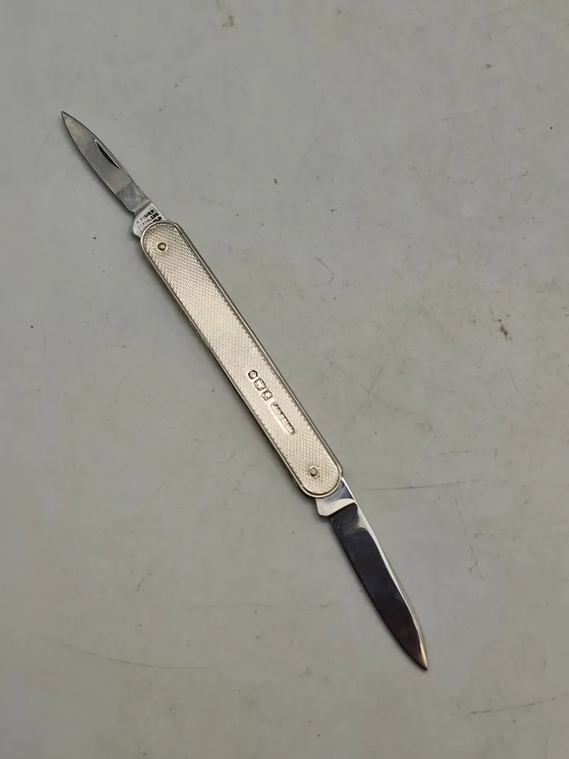 Veludført foldekniv - H.Fisher med greb af sølv