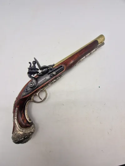Veludført model pistol