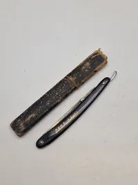 Dansk ragekniv med æske