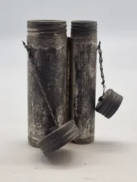 Original olieflaske for svensk Mauser M/96 - anvendt af den danske brigade