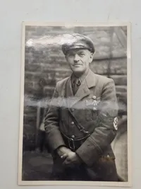 Originale fotos af tysk Stahlhelm medlem