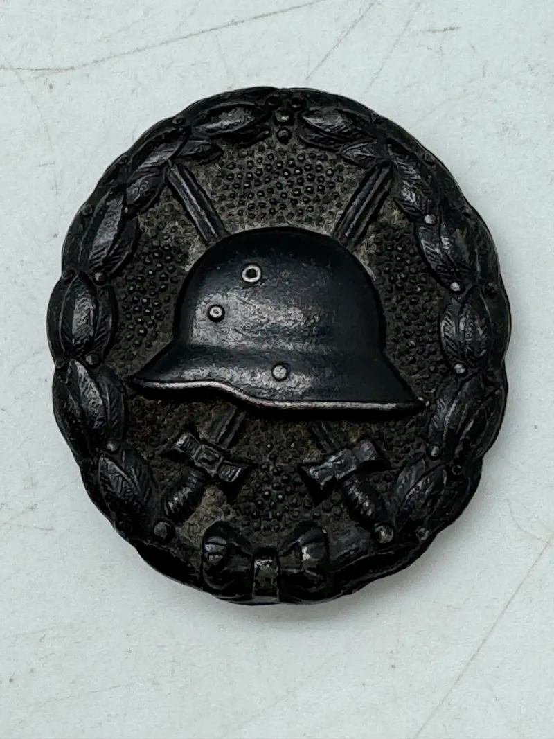 Originalt sårettegn 3.kl (sort) - ww1