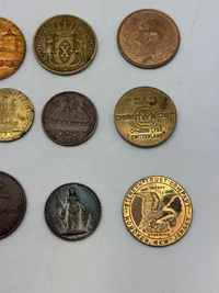 Samling diverse poletter