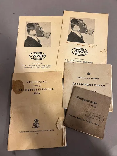 Samling gasmaske instruktioner ww2