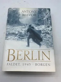 Berlin faldet 1945