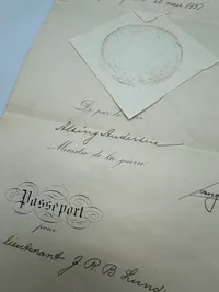 Original rejsetilladelse for Dansk Garderofficer, underskrevet af krigsminister Alsing Emanuel Andersen (5. februar 1893 i København - 5. december 1962 smst)