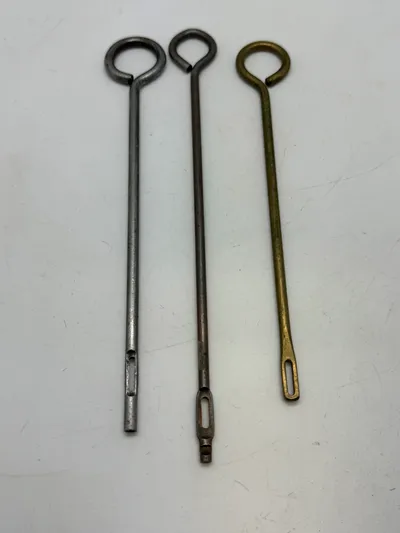 Lot pistol rensestokke
