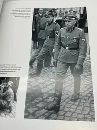Østfronten - Danskere i krig (den sjældne udgave i få eks. da den blev trukket tilbage pga fejl)