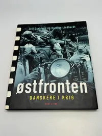Østfronten - Danskere i krig (den sjældne udgave i få eks. da den blev trukket tilbage pga fejl)
