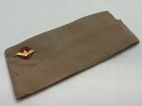 Original khaki farvet skråhue fra det danske flyvevåben