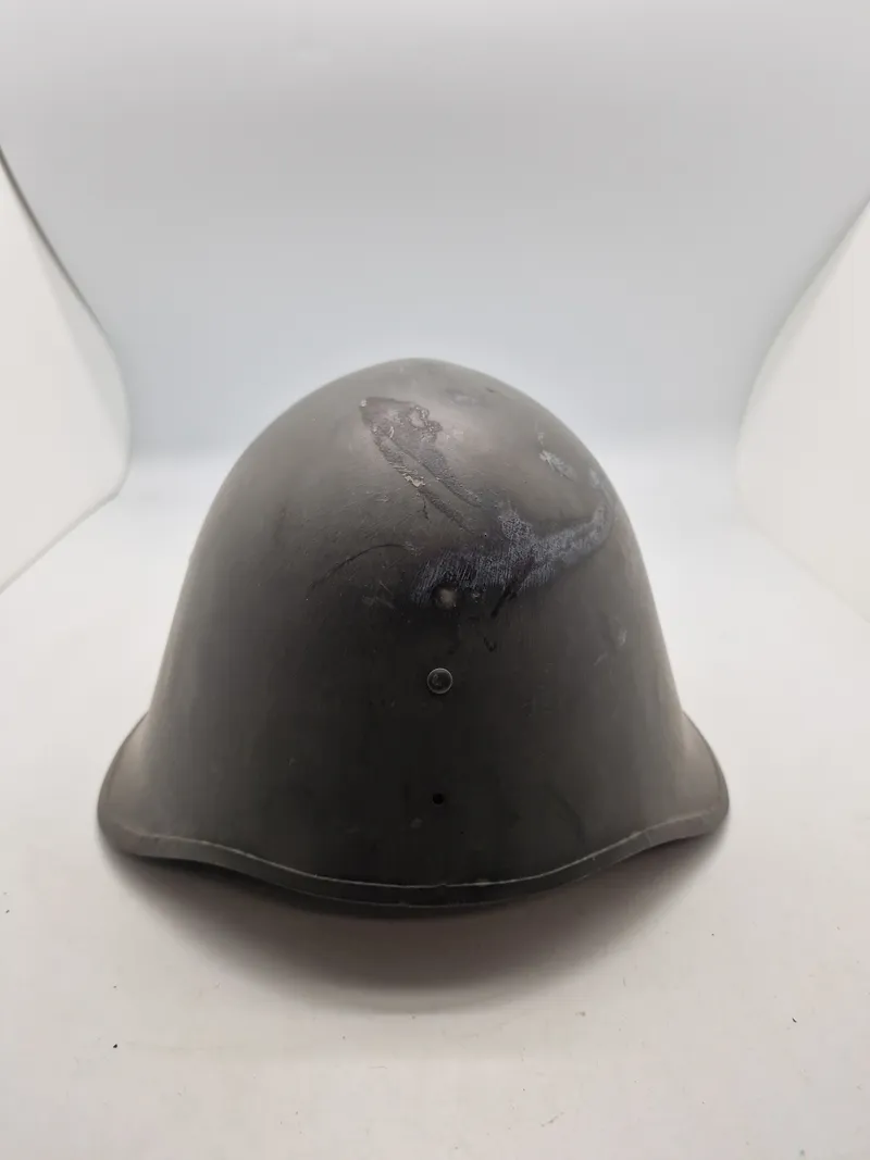 Original dansk M/23 hjelm - senere anvendt af CF
