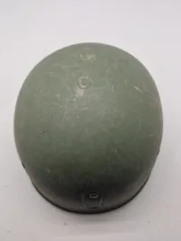 Original amerikansk hjelm - hjelmskal er fra ww2 med frontseam - inderhjelm er senere