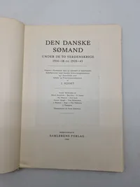 Samling militær litteratur mm.
