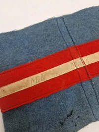 Originalt armbind fra den danske modstandsbevægelse (MI)