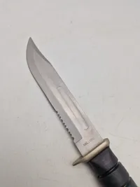 Dykkerkniv med skede