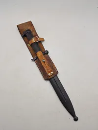 Original svensk model 1896 bajonet med frø