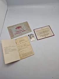 Original dansk soldater bog komplet med hundetegn mm.