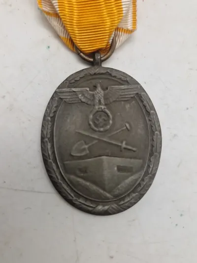 Original Tysk WW2  Schutzwallmedaljen (West Wall Medal)