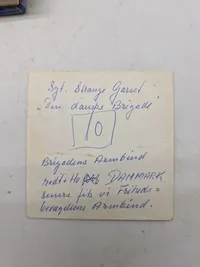 Brigaden bog med originalt foto