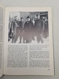 Brigaden bog med originalt foto