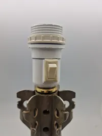 Original Dansk øvelses morter ombygget til lampe
