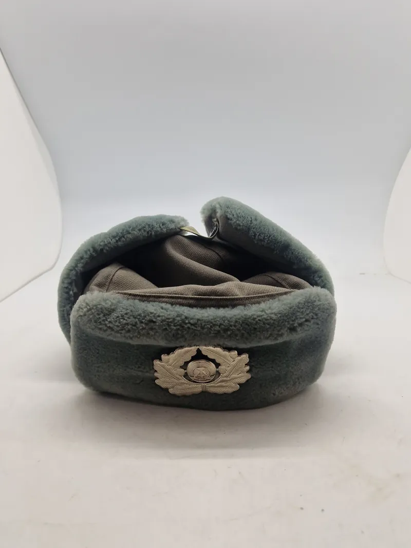 Original DDR NVA pelshue officer