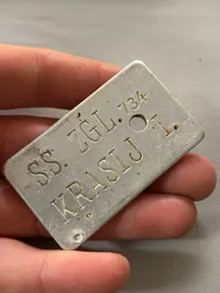 Sjældent originalt Waffen SS “Zögling” rygsækmærke (en Waffen SS Zögling var oftes fra Østeuropa og ikke kvalificeret nok til det “rigtige” W-SS)