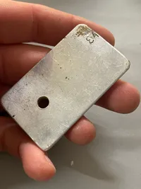 Sjældent originalt Waffen SS “Zögling” rygsækmærke (en Waffen SS Zögling var oftes fra Østeuropa og ikke kvalificeret nok til det “rigtige” W-SS)