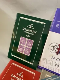 Lot frimærke bøger mm.