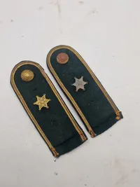 Originale danske skulderstropper fra politiet fra før 1944