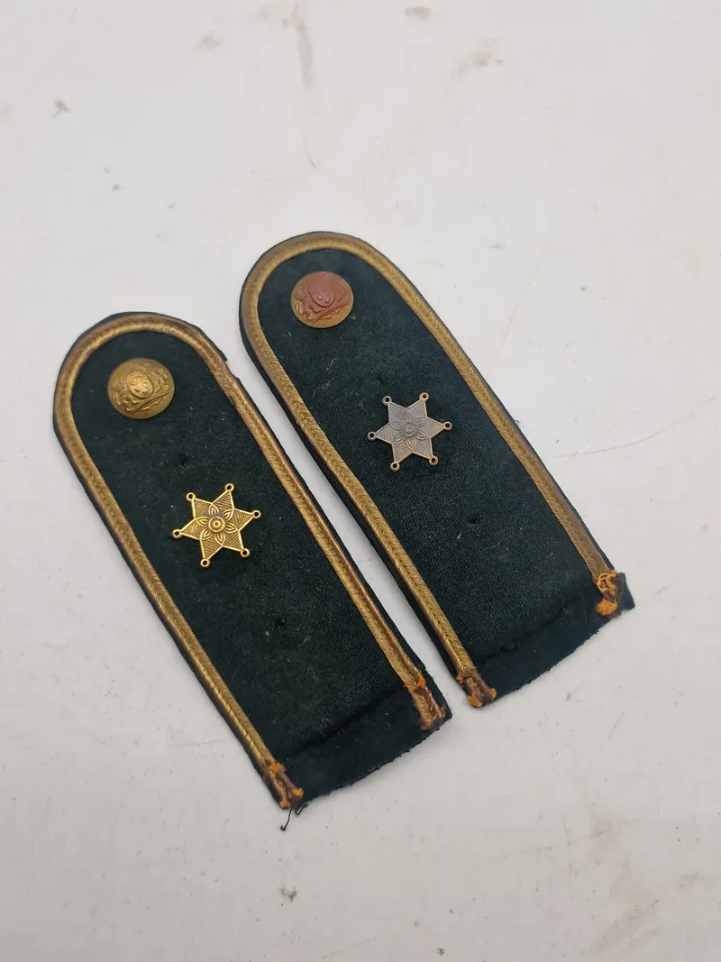 Originale danske skulderstropper fra politiet fra før 1944