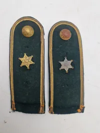 Originale danske skulderstropper fra politiet fra før 1944