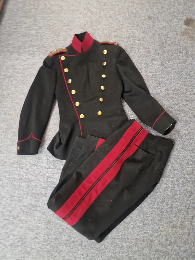 Original model 1889 gallauniform med buks (Artilleri)