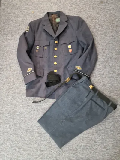 Original uniform fra det danske flyvevåben