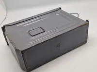 Original ww2 ammunitionskasse - senere anvendt til håndgranater i det danske forsvar