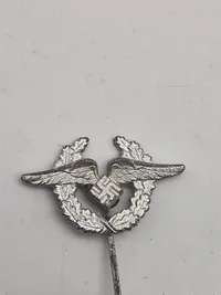 Original Tysk WW2 nål - for kvindelige civil ansatte ved Luftwaffe