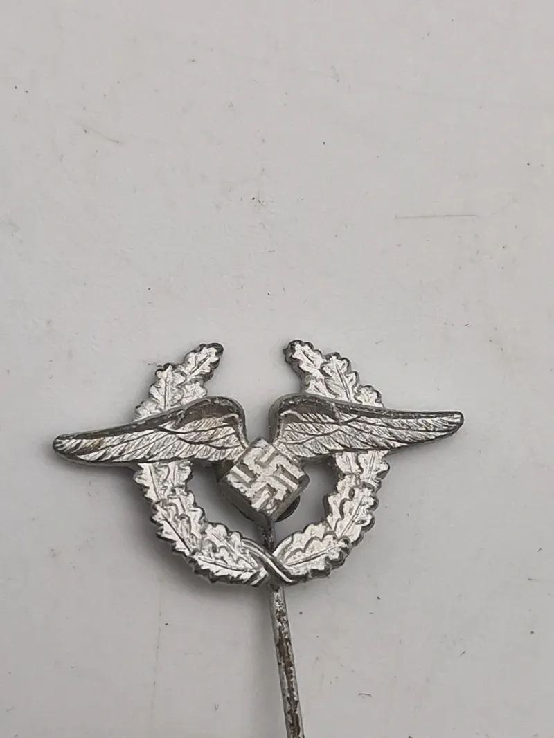 Original Tysk WW2 nål - for kvindelige civil ansatte ved Luftwaffe