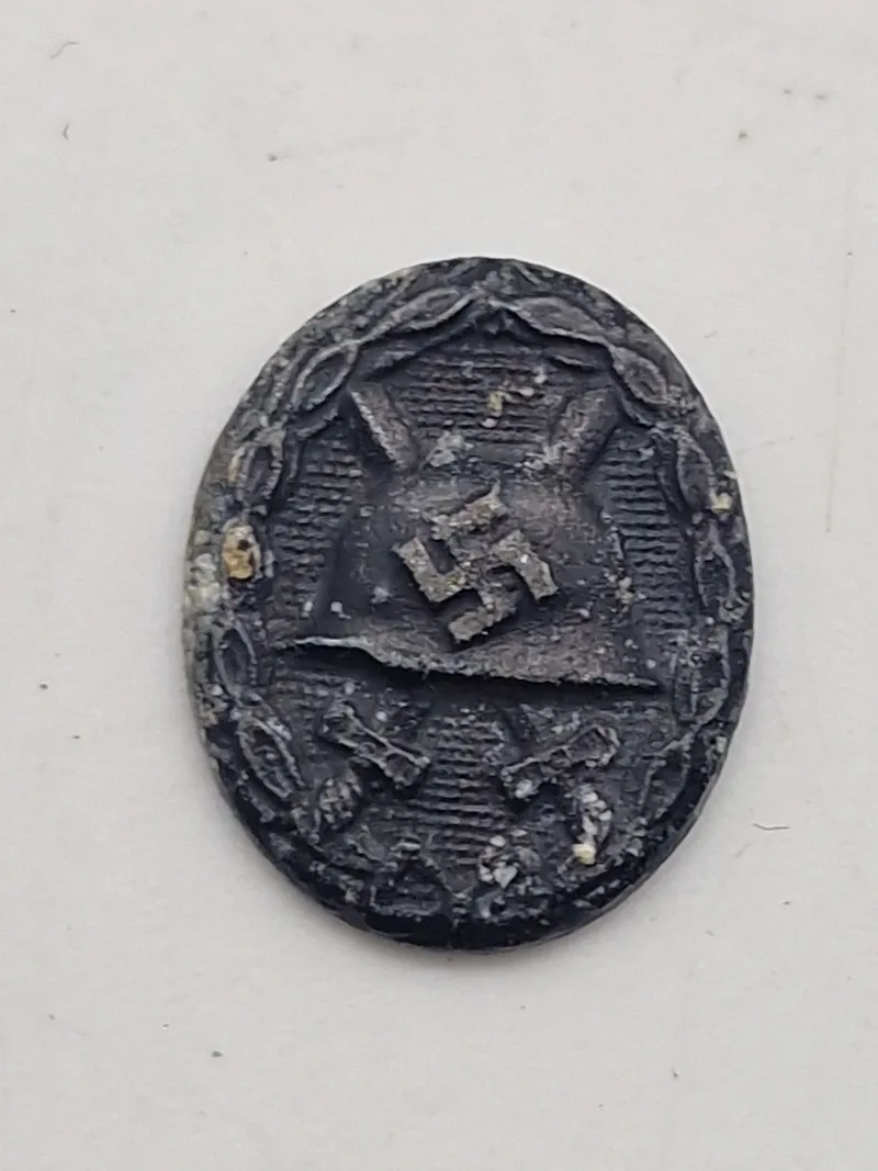 Originalt Tysk såret tegn pin uden nål