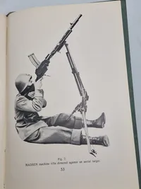 Sjælden original instruktionsbog for Madsen maskingevær mm.