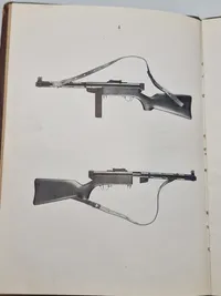 Originalt instruktionsbog for 9 mm maskinpistol (Suomi) - Dansk Industri Syndikat