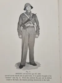 Sjælden original instruktionsbog for Madsen maskingevær mm.