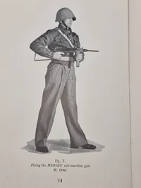 Sjælden original instruktionsbog for Madsen maskingevær mm.