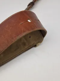 Originalt M/23 sambrown bælte med skrårem