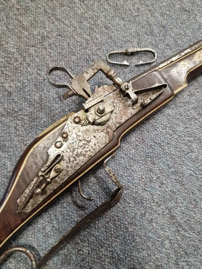 AN AUSTRIAN WHEEL-LOCK CARBINE OF THE GUARD (SCHÜTZENKOMPANIE ST. JOHANN) OF WOLF DIETRICH VON RAITENAU, PRINCE ARCHBISHOP OF SALZBURG (R.1587-1612), BY GEORG ZELLNER ( Victorian copy )