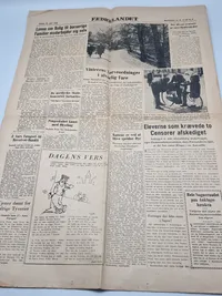 To originale eks. af den nazistiske avis “Fædrelandet”