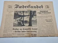 To originale eks. af den nazistiske avis “Fædrelandet”