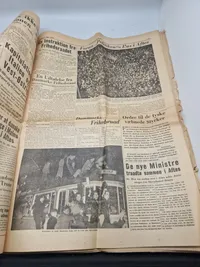 Original avis med friheds budskabet fra 1945
