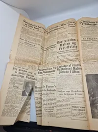 Original avis med friheds budskabet fra 1945