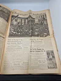 Original avis med friheds budskabet fra 1945