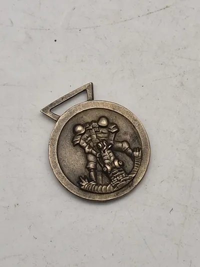 Original WWII German ITALIAN/GERMAN AFRICAN CAMPAIGN MEDAL. (Medaille für den Italiensch-Deutschen Feldzug in Afrika)